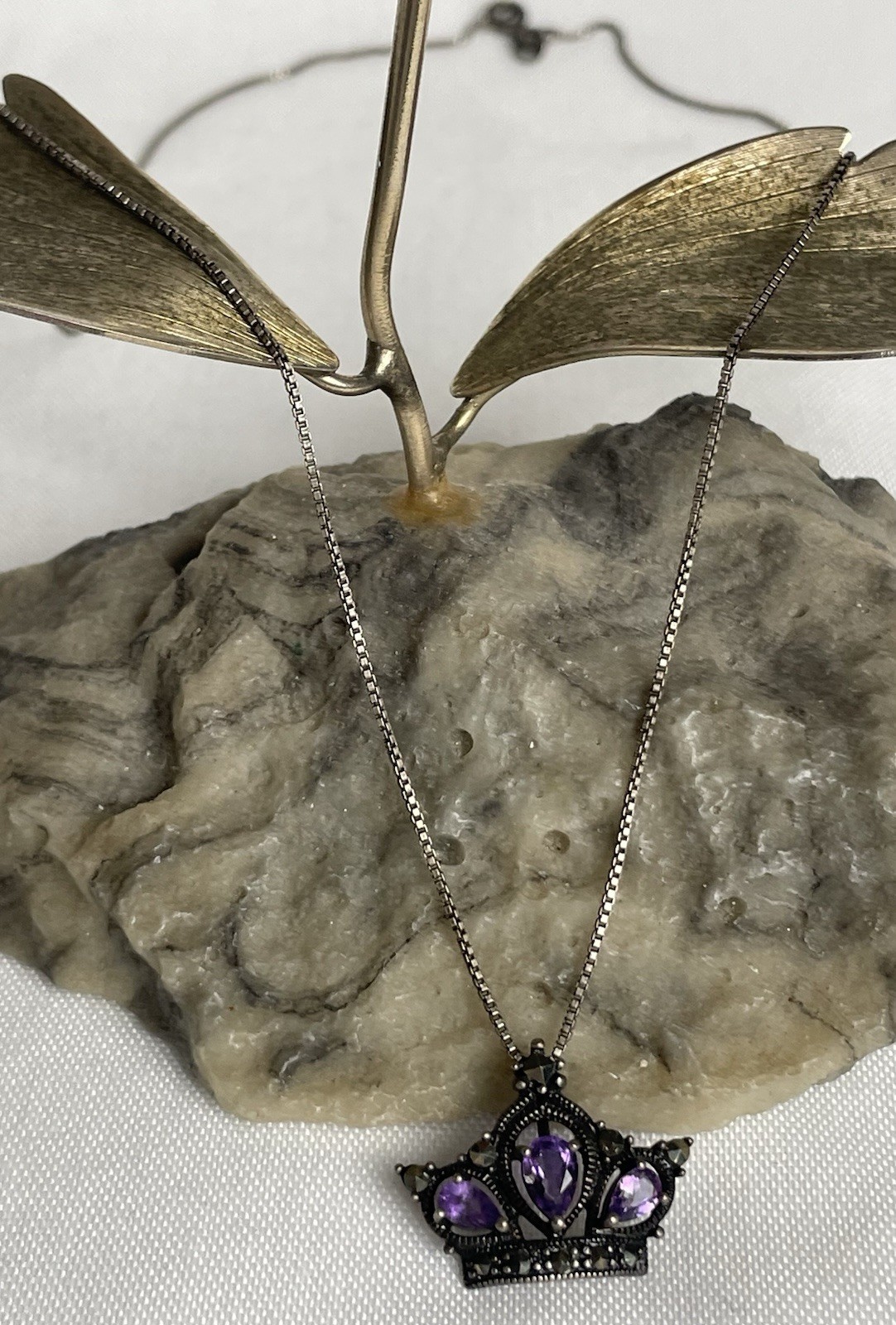 Vtg 925 Sterling Crown Pendant Necklace 3 Pear Shaped Amethyst Box Chain 7.83g