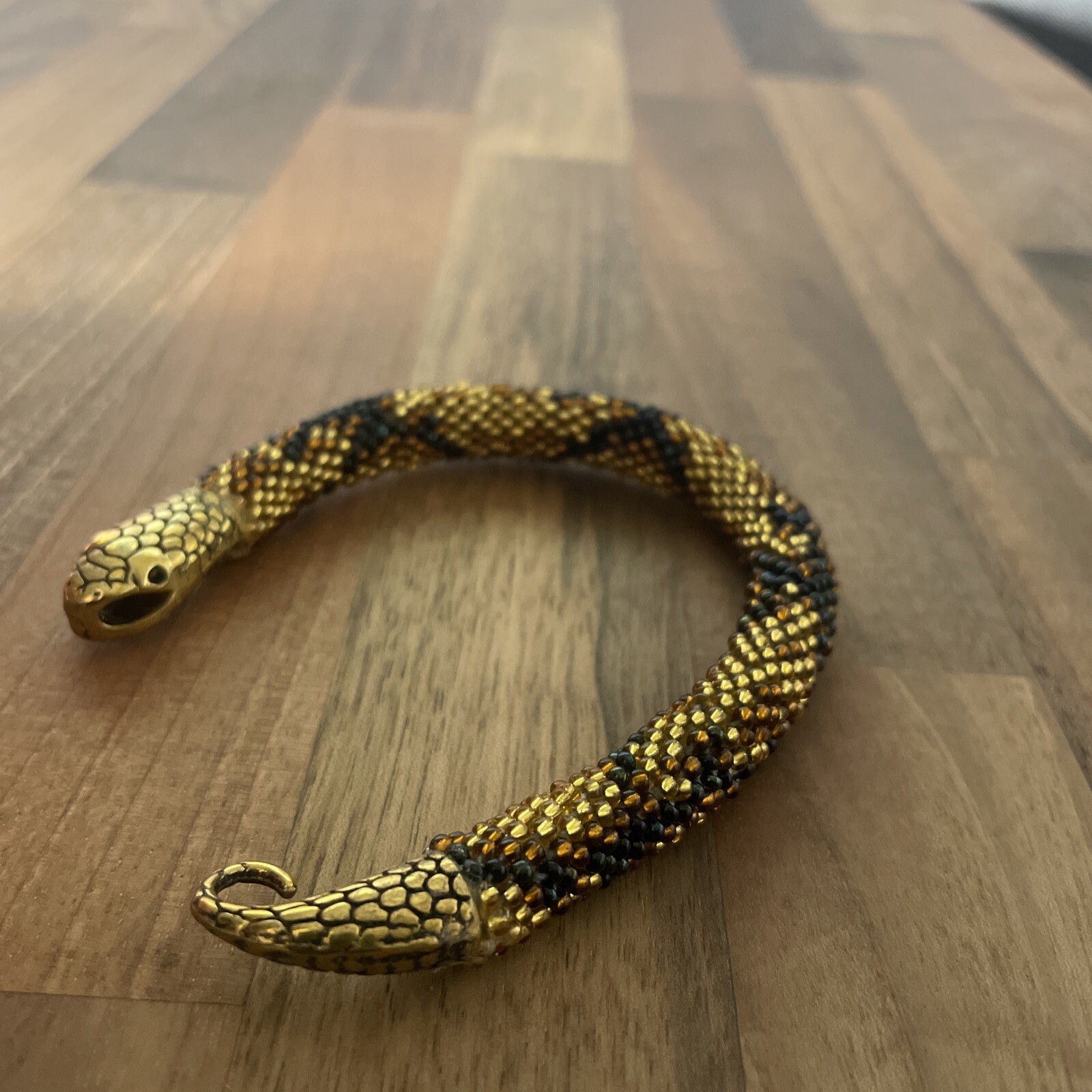Handmade Snake skin gold brown black Bacelet python print bead crochet 21.5cm