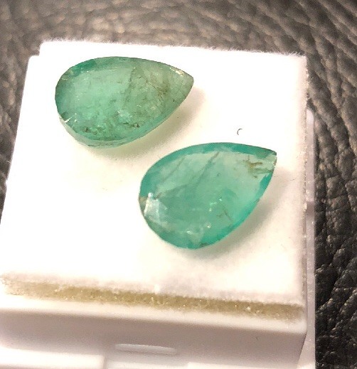 3.95CT NATURAL EMERALD LOOSE GEMS-TRANSLUCENT PEAR ~ 11mmx7.2mm-HIGH GRADE- 2pcs