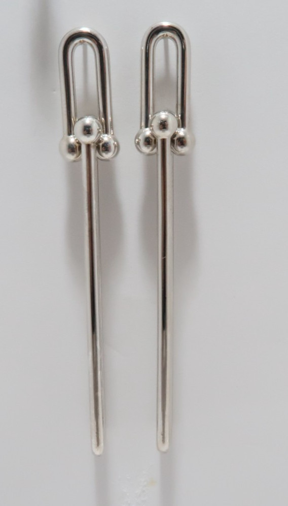 TIFFANY & Co. sterling silvernHardware double long link Pierce earrings