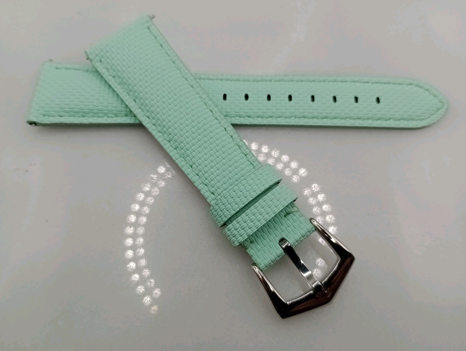 New 20mm Watchgecko Premium FKM Rubber Green Watch Strap Quick Release 6B447
