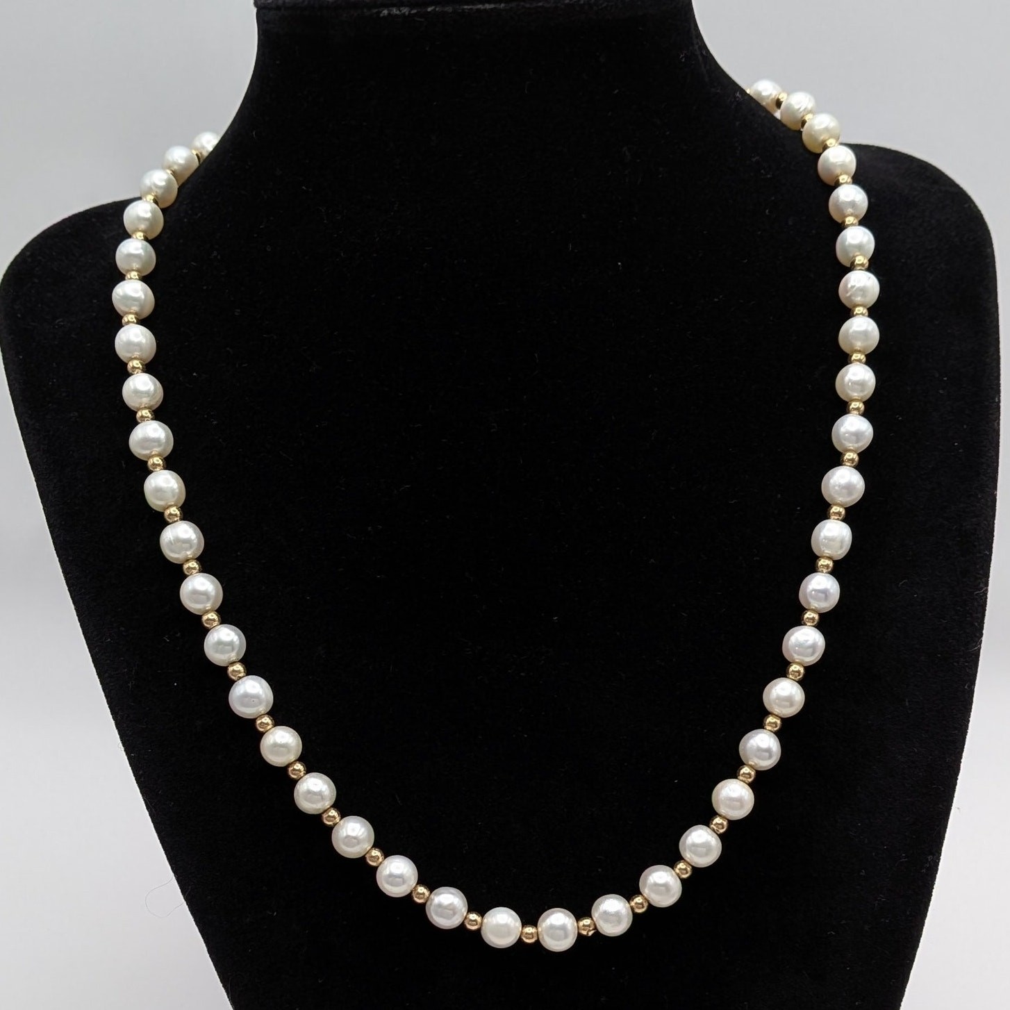 14k Yellow Gold Spacers and Clasp Freshwater Pearl Beaded Necklace 18.5in 19.61g