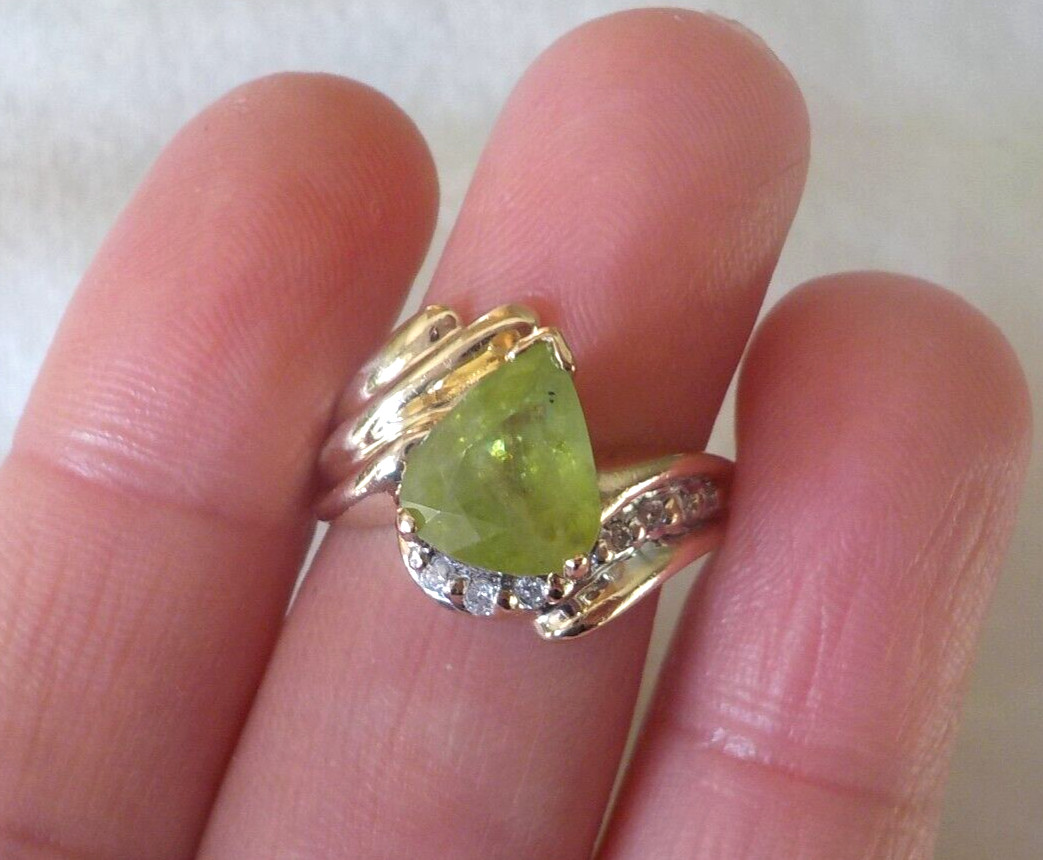 Solid 14K Yellow Gold Lime Green Sphene Diamond Ring – 4.70 gms, Sz6.75, 2.56 ct