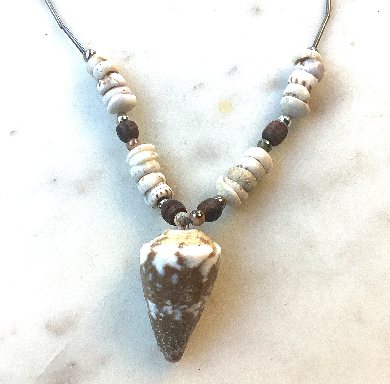Vintage Puka Shell Necklace Hawaiian Surfer Necklaces Beaded Barrel Clasp