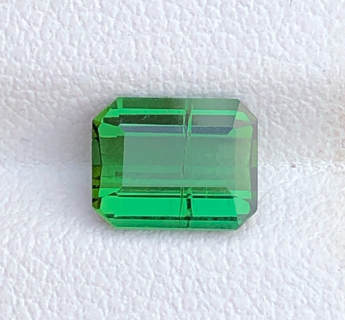 1.50 Carats Loose Hot Green Emerald Cut Tourmaline Loose Gemstone