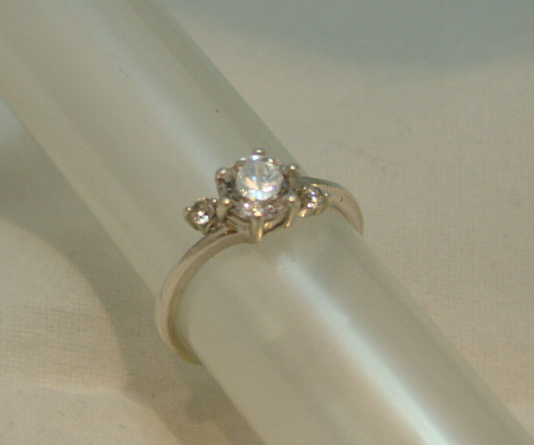 Solitaire 1.35 ct 925 sterling silver size 52 brilliant cut zircon s.Oliver
