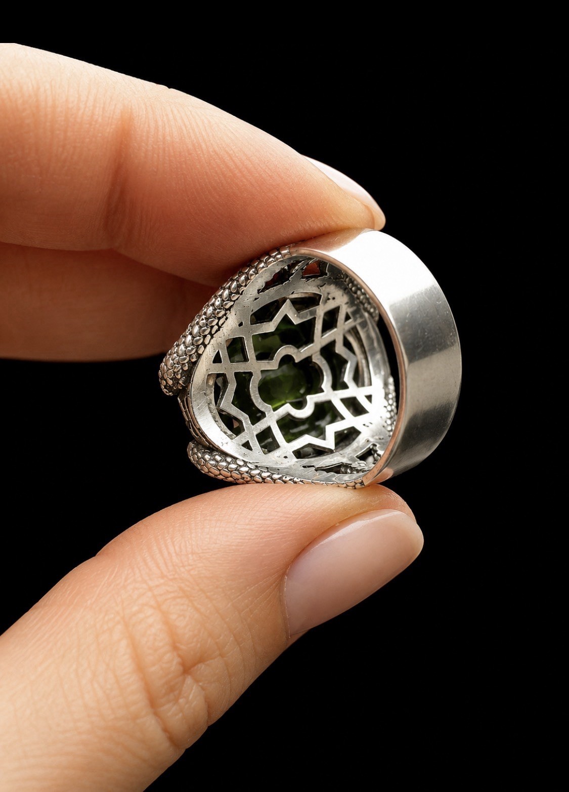 Silver Tone Green Oval Cabochon Cocktail Ring Size 8.5 Prong Set Metal Signed