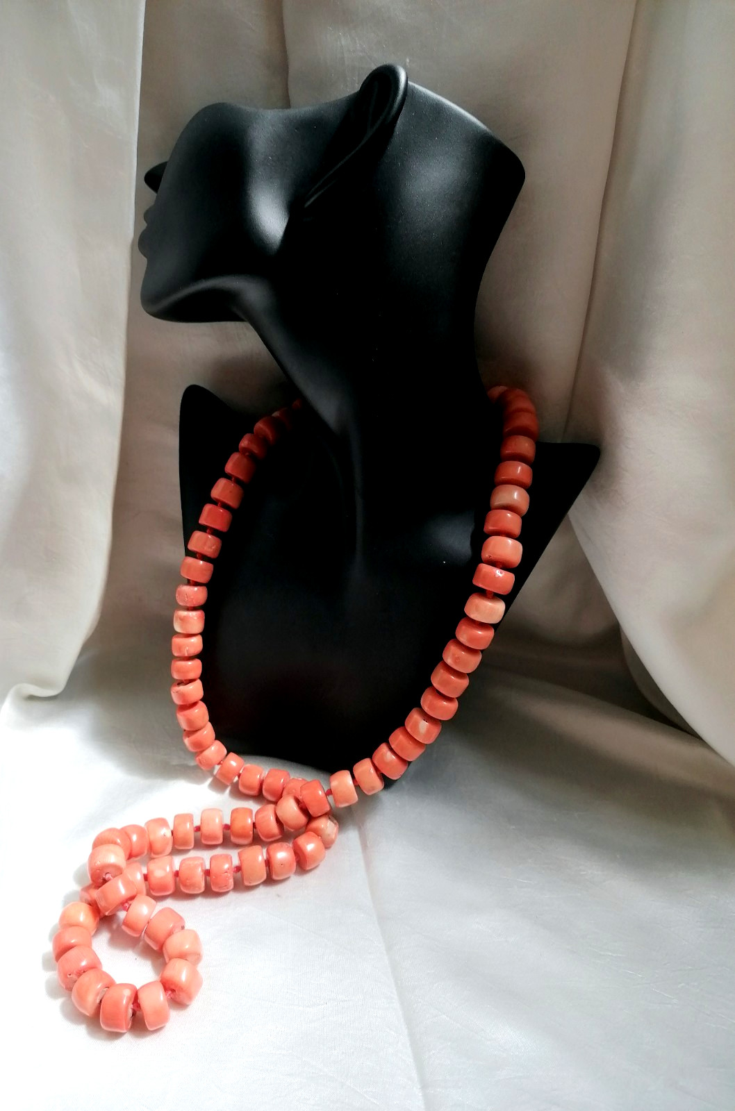 SPECTACULAR MAXI LONG NECKLACE CORAL BAMBOO SALMON CLASP SILVER GOLD.