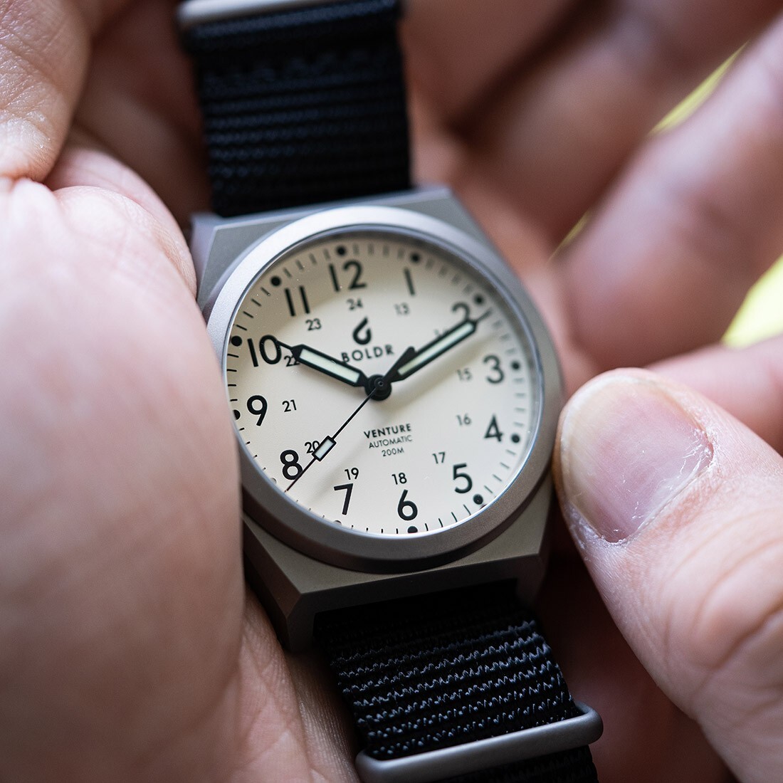 BOLDR VENTURE IVORY Automatico Titanio Bianco Tessuto Zaffiro Orologio Uomo