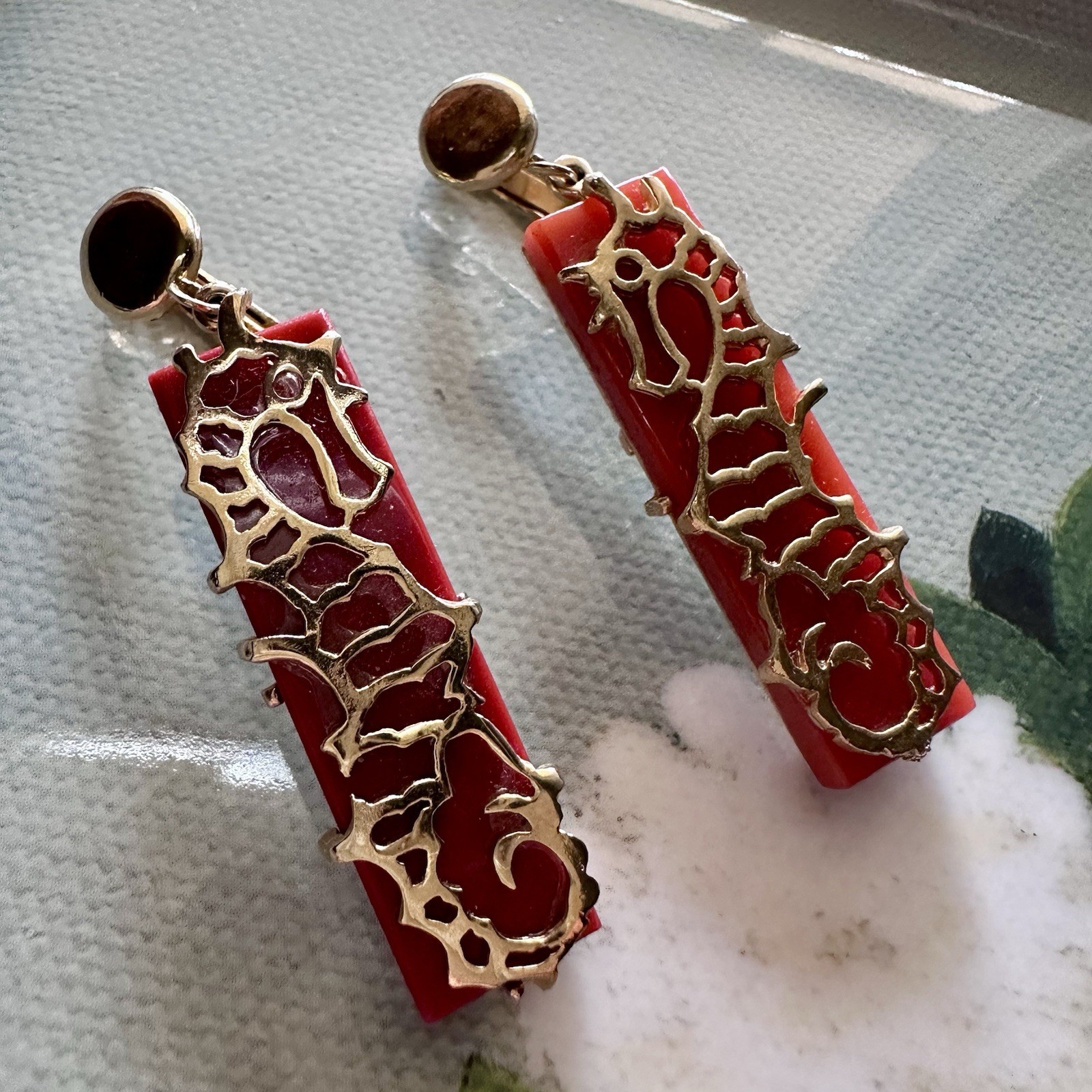 Rare Signed Boucher Seahorse Clip Earrings Red Glass Gold Tone Nautical VTG