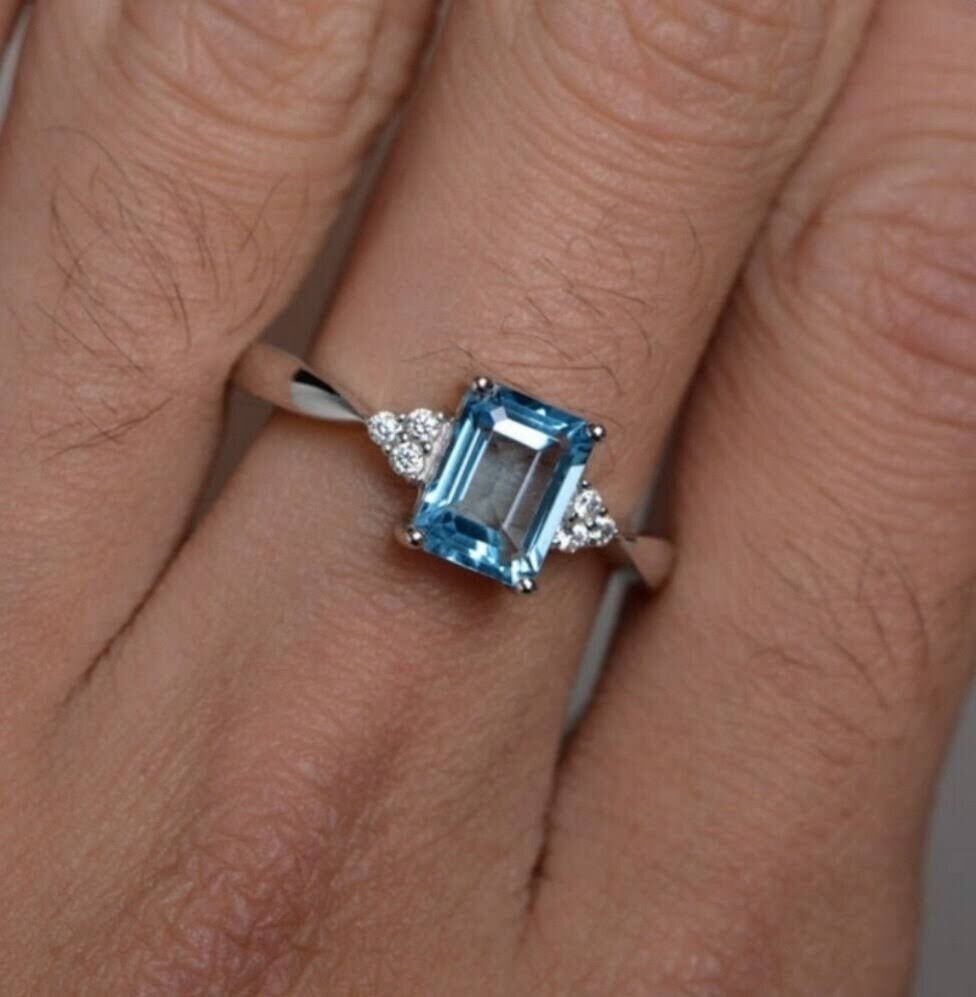 Elegant Christmas Gifts Ring 2.1 CT Simulated Aquamarine Ring 925 Silver Plated