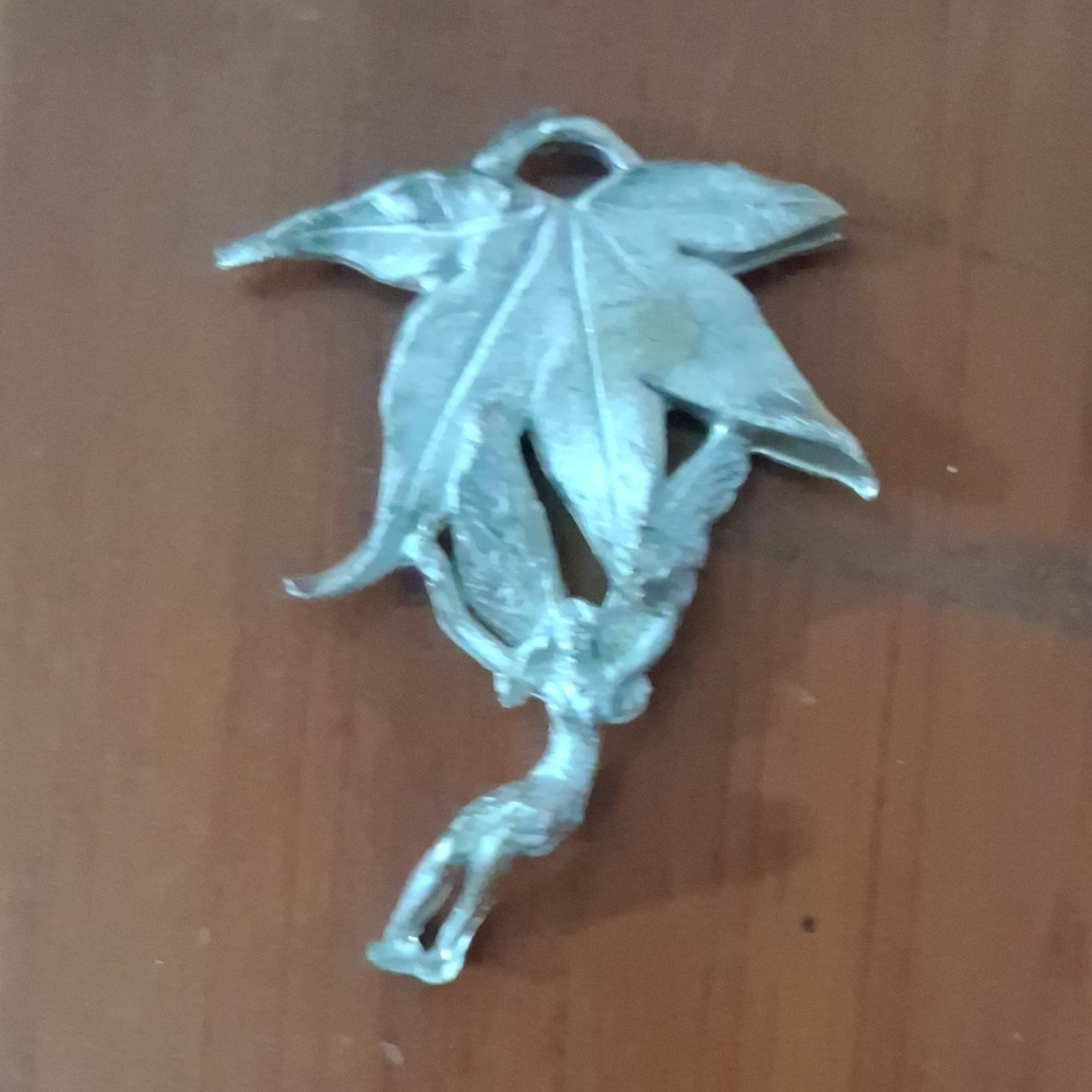 Silver Tone Metal Leaf Charm Pendant with Top Loop, Nature Theme