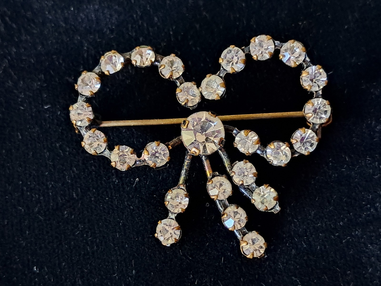 Vintage Crystal Rhinestone Bow Brooch Japanned Metal Wedding Christmas Brooch