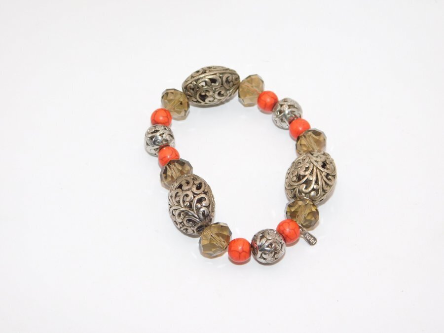 B314-VINTAGE BRACELET~STRETCH~GLASS/STONE/METAL BEADS~FITS 7″ WRIST~RMN