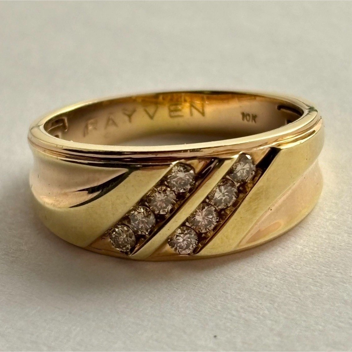 Rayven Men’s 10K Yellow Gold 1/3 cttw Diamond Channel-Set Band Ring Sz 10