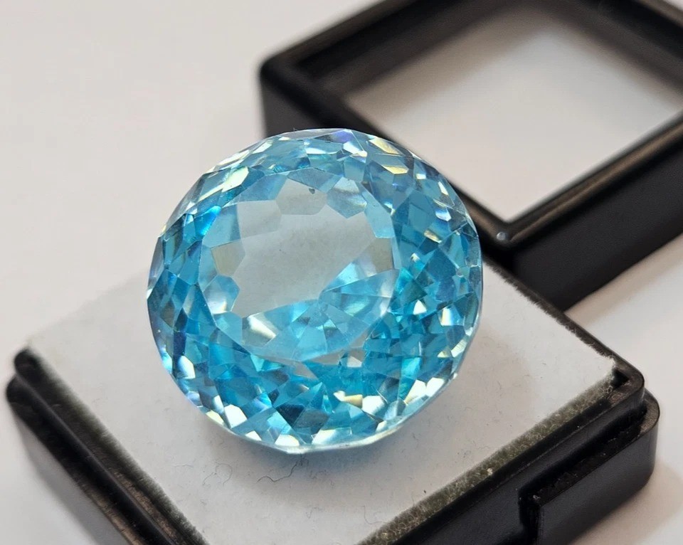 Certified Zircon Sky Blue Colour 58-60Ct Round Cut Cambodia Loose Gemstone