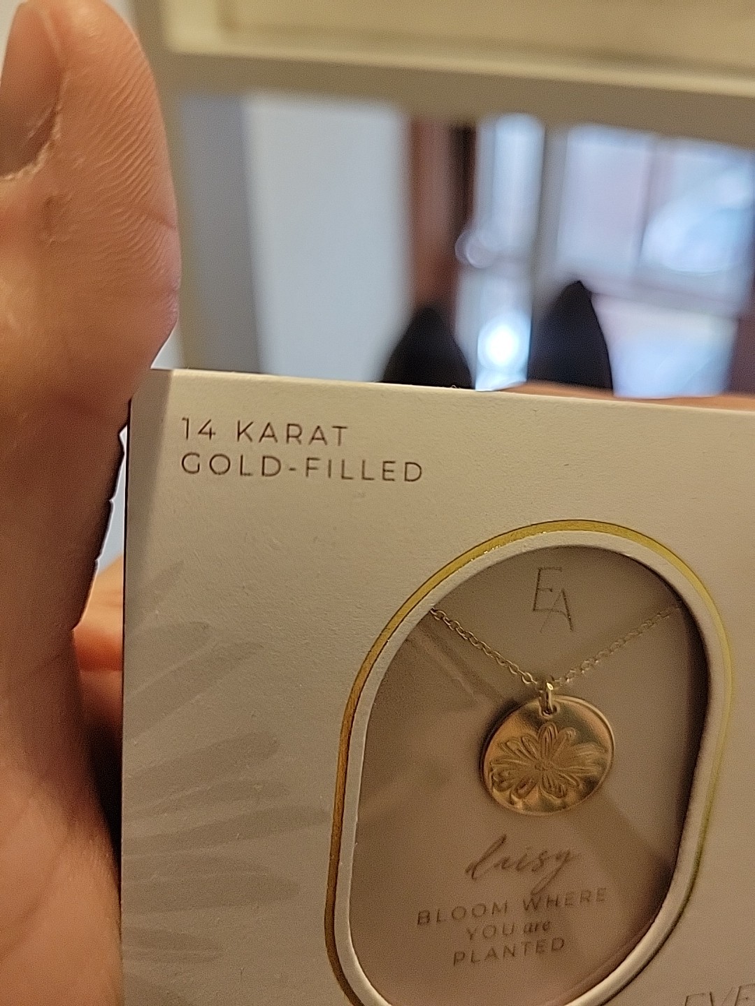 14 KARAT gold-filled daisy PENDANT necklace Handmade