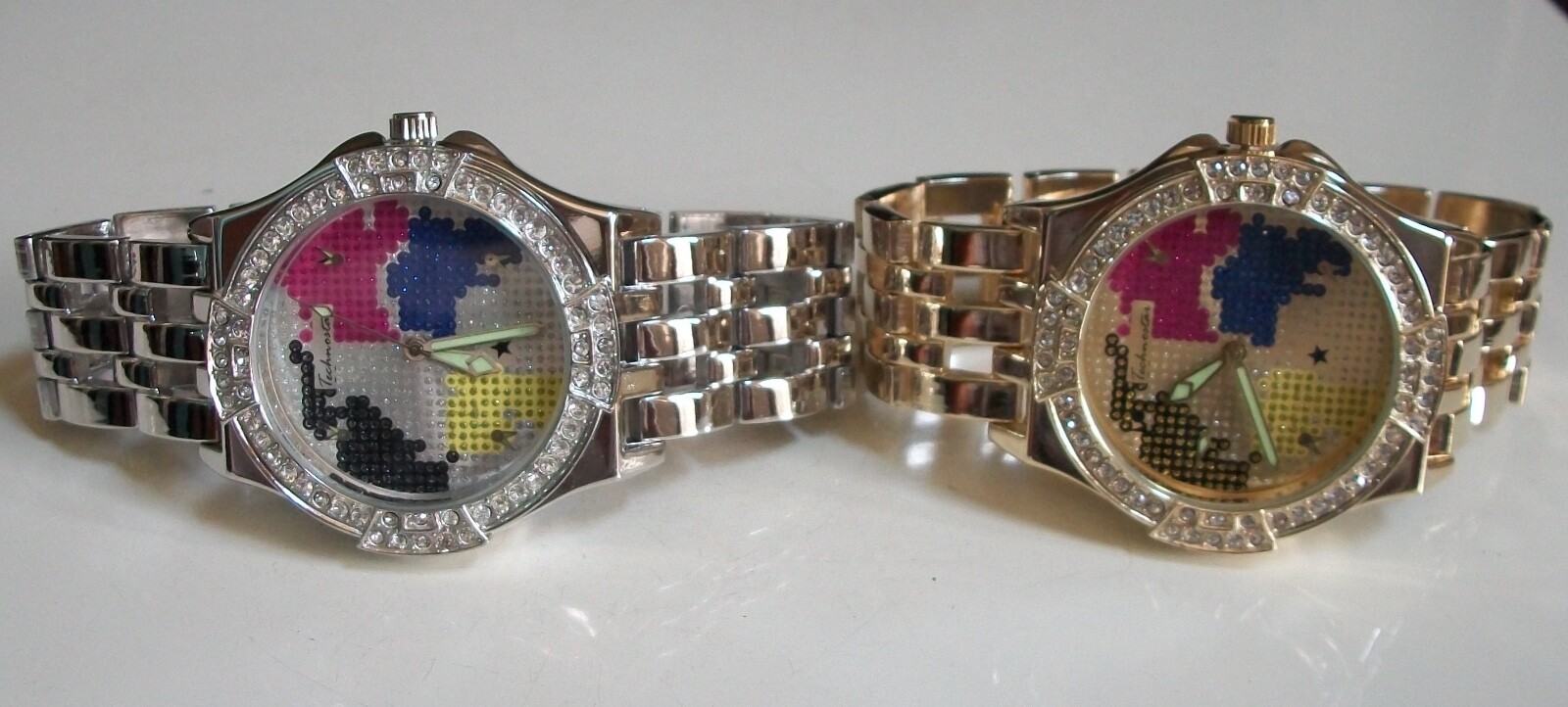 Men’s Silver & Gold Finish Bling WORLD MAP Dial Fashion Dressy/Casual Watch