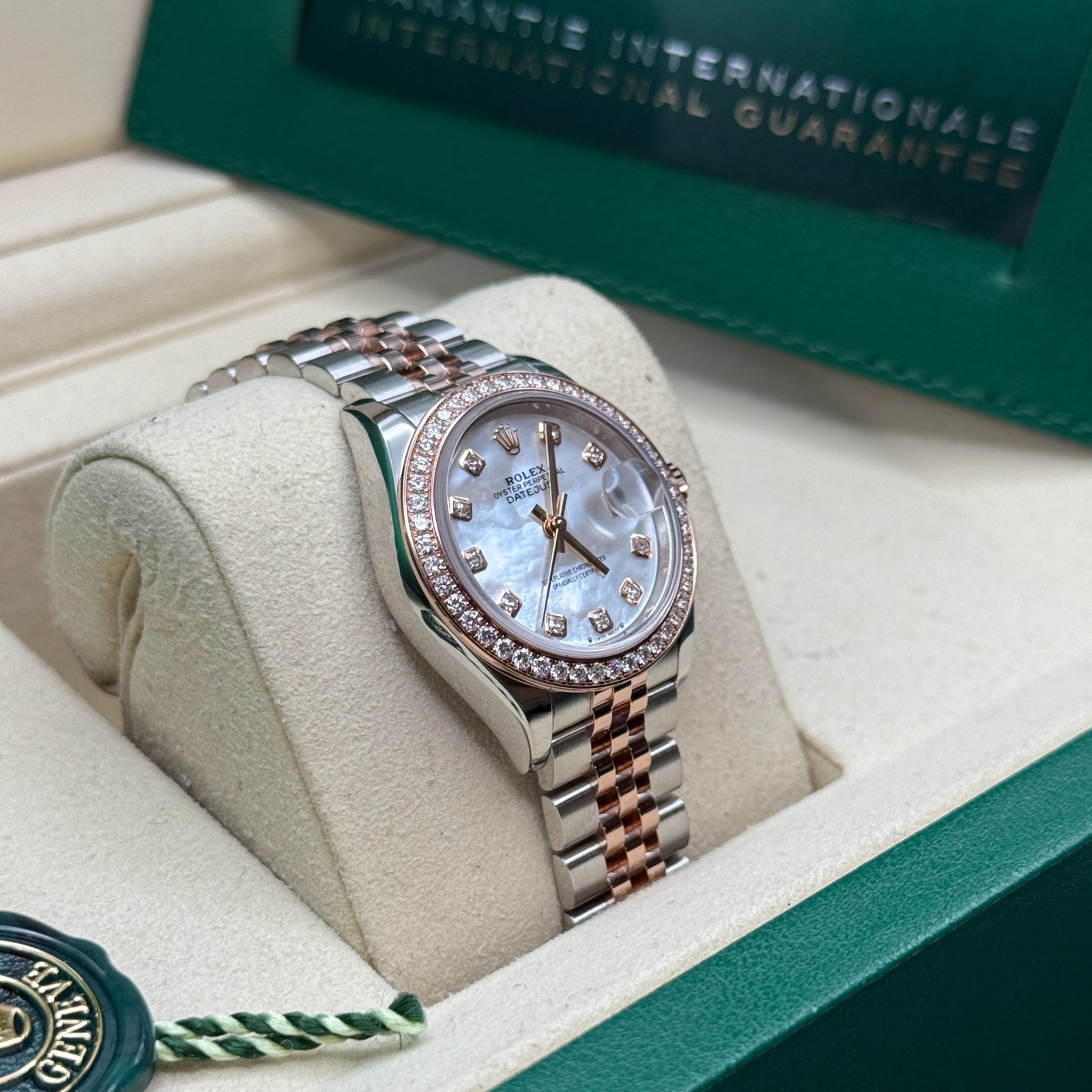 Rolex Lady-Datejust Mother Of Pearl Diamond Two Tone Gold Diamond Bezel Jubilee
