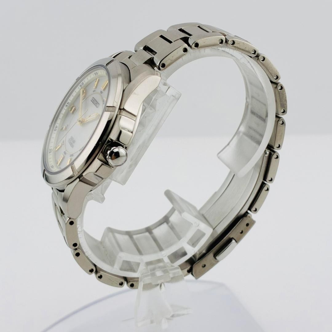 SEIKO Men’s Watch, Date Display, Original Strap, Solar Powered, Titanium