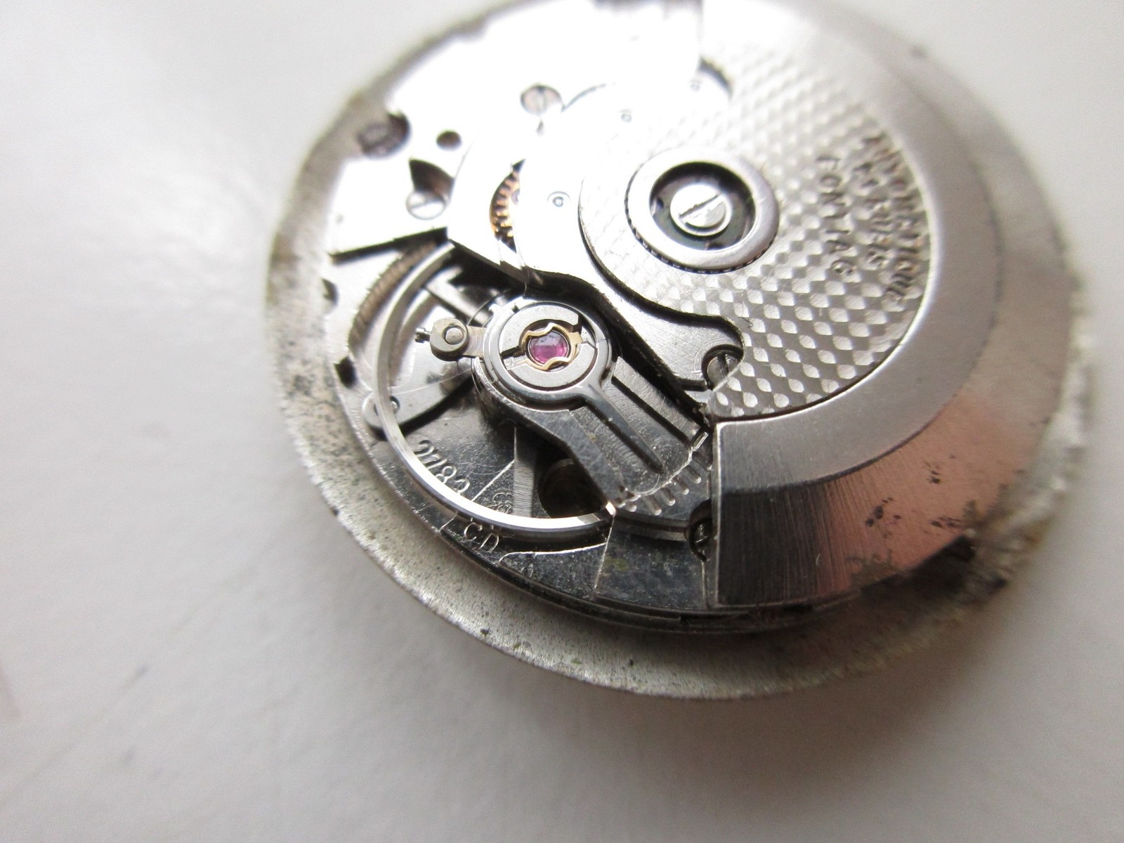 ETA cal. 2783 Swiss automatic watch movement – white date at 3 – running