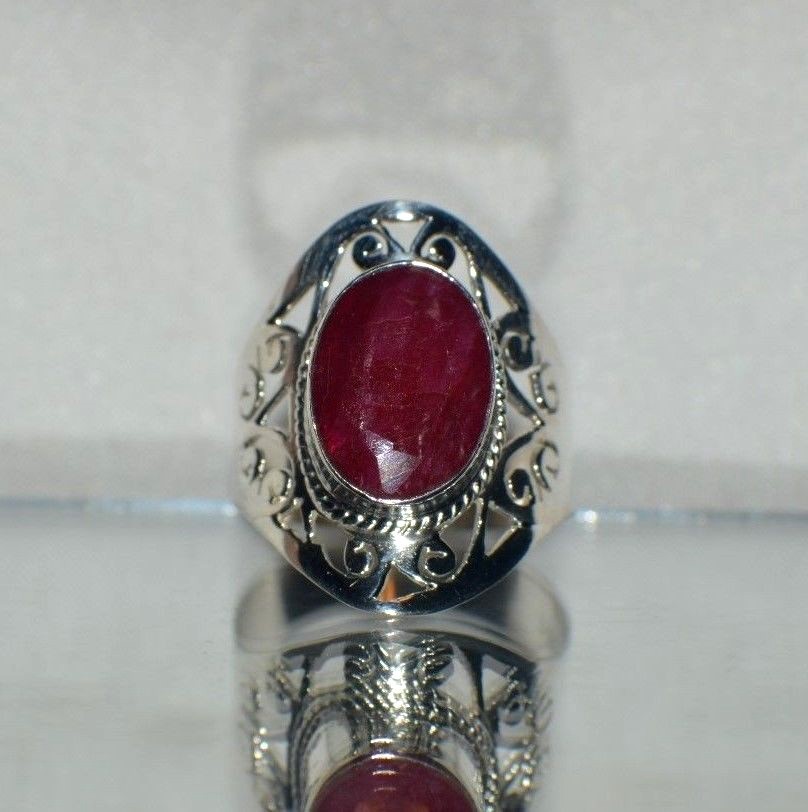 7.00 ct. 14X10mm NATURAL AFRICAN RED RUBY QUARTZ GYPSY RING .