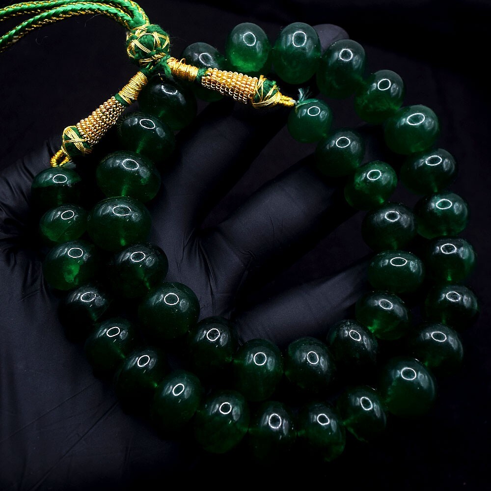 Wonderful Green Emerald Round Shape 700.00 Cts Beaded Necklace VK 42 E665