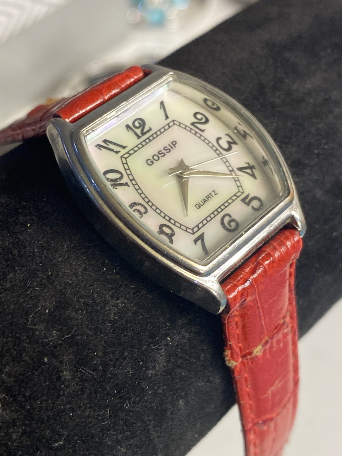 Gossip GSP234B Battery 327 with Red wrist band New Battery Leather Band