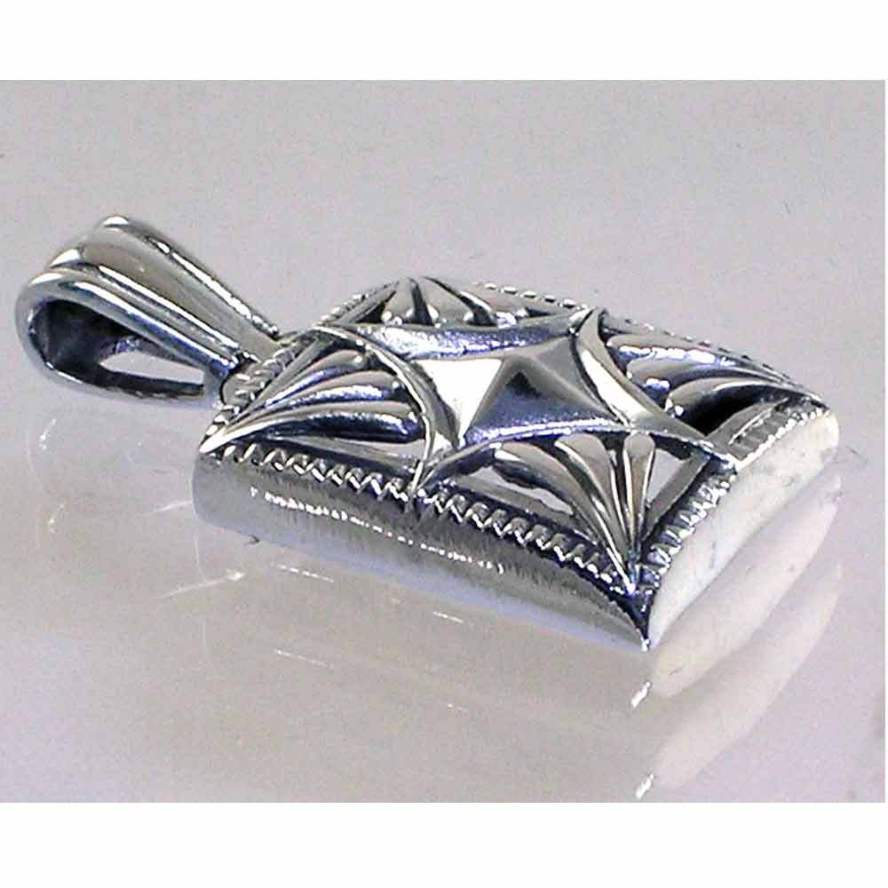 HIGH POLISHED DIAMOND SHAPE PATTERN PENDANT __925 STERLING SILVER