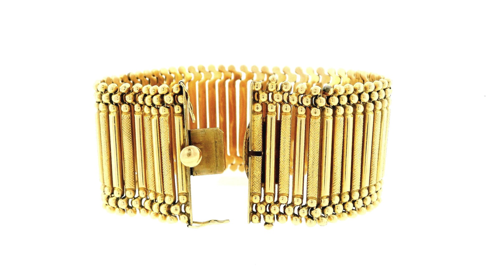 18K gold bracelet. Vicenza, Italy. Mid 20th century.