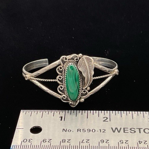 Native American Cuff Bracelet Silver Tone Malachite Stone 6″ Wrist 14.9g NICE