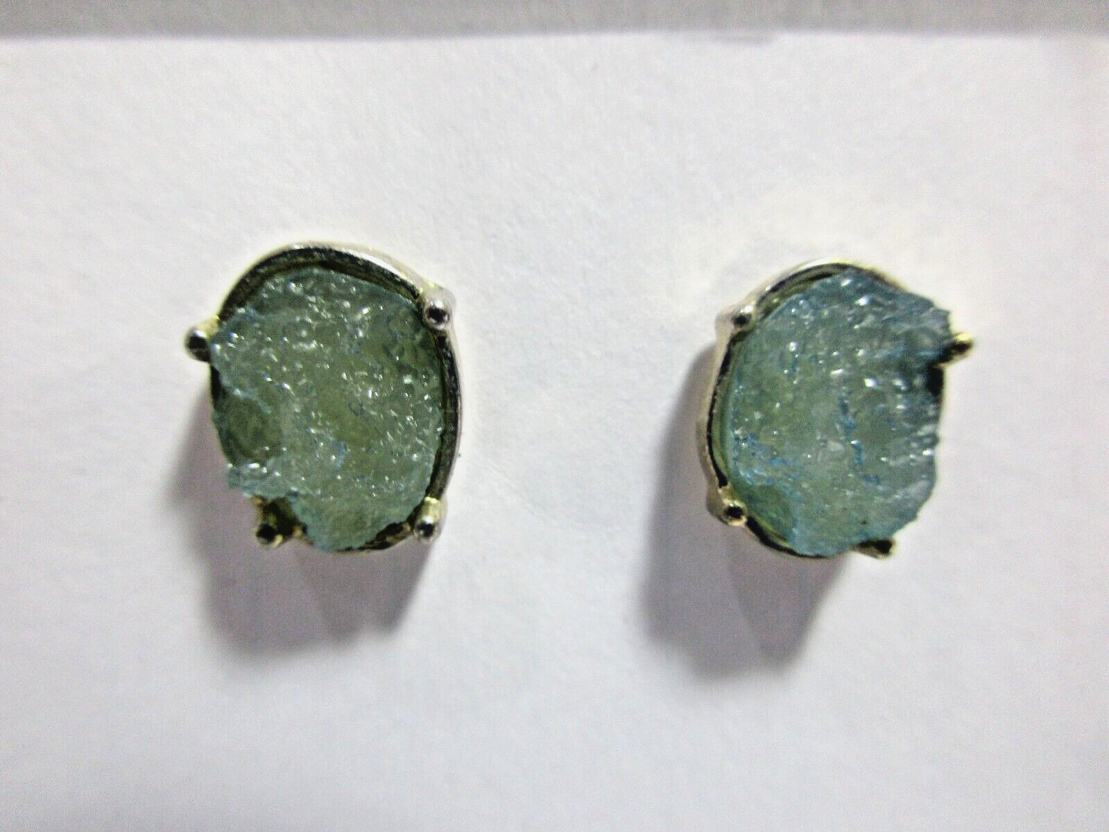 Silver Tone Pronged Natural Green Raw Stone Stud Pierced Earrings 1/2″L X 3/8″W