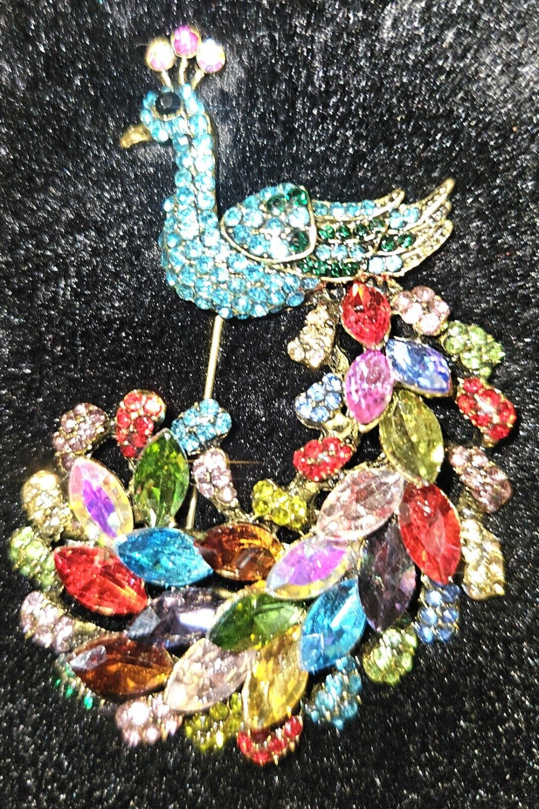 PEACOCK BROOCH EXTRAVAGANT BRILLIANT COLORFUL. CAN’T PASS THIS UP! JUST LOOK!!!!