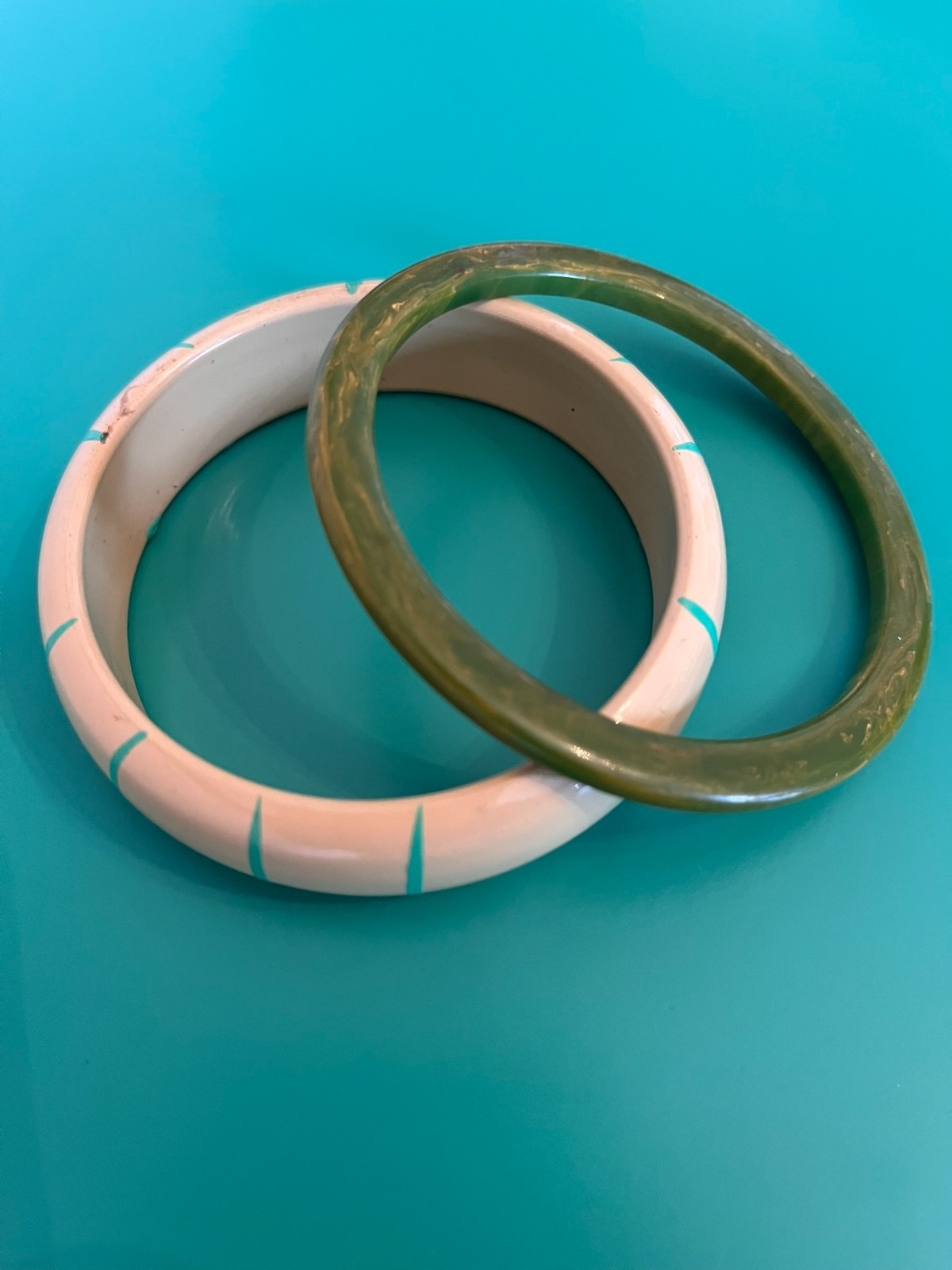 Vintage DU BARRY Yellow Lucite Turquoise Stripes & Moss green Bangle Bracelets