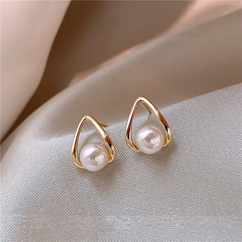 14k Gold Filled Water Drop Pearl Stud Earrings