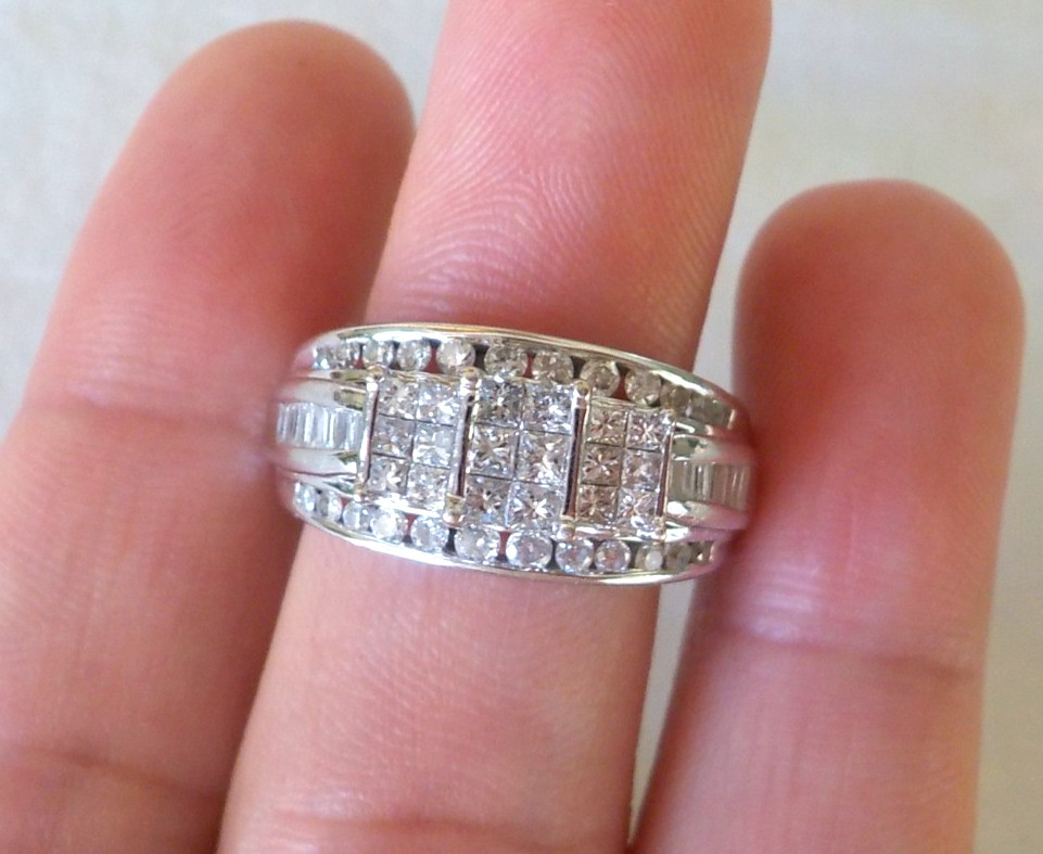 Heavy 14k White Gold Mixed Cut Cluster Diamond Ring – 5.20 gms, Sz 6.75, 0.95 ct