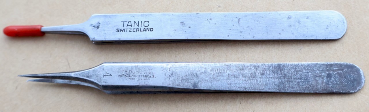 2 Pr. of Tweezers: Tanic No. 5/AT + duMont Fils No. 4 / Switzerland / MT Tools
