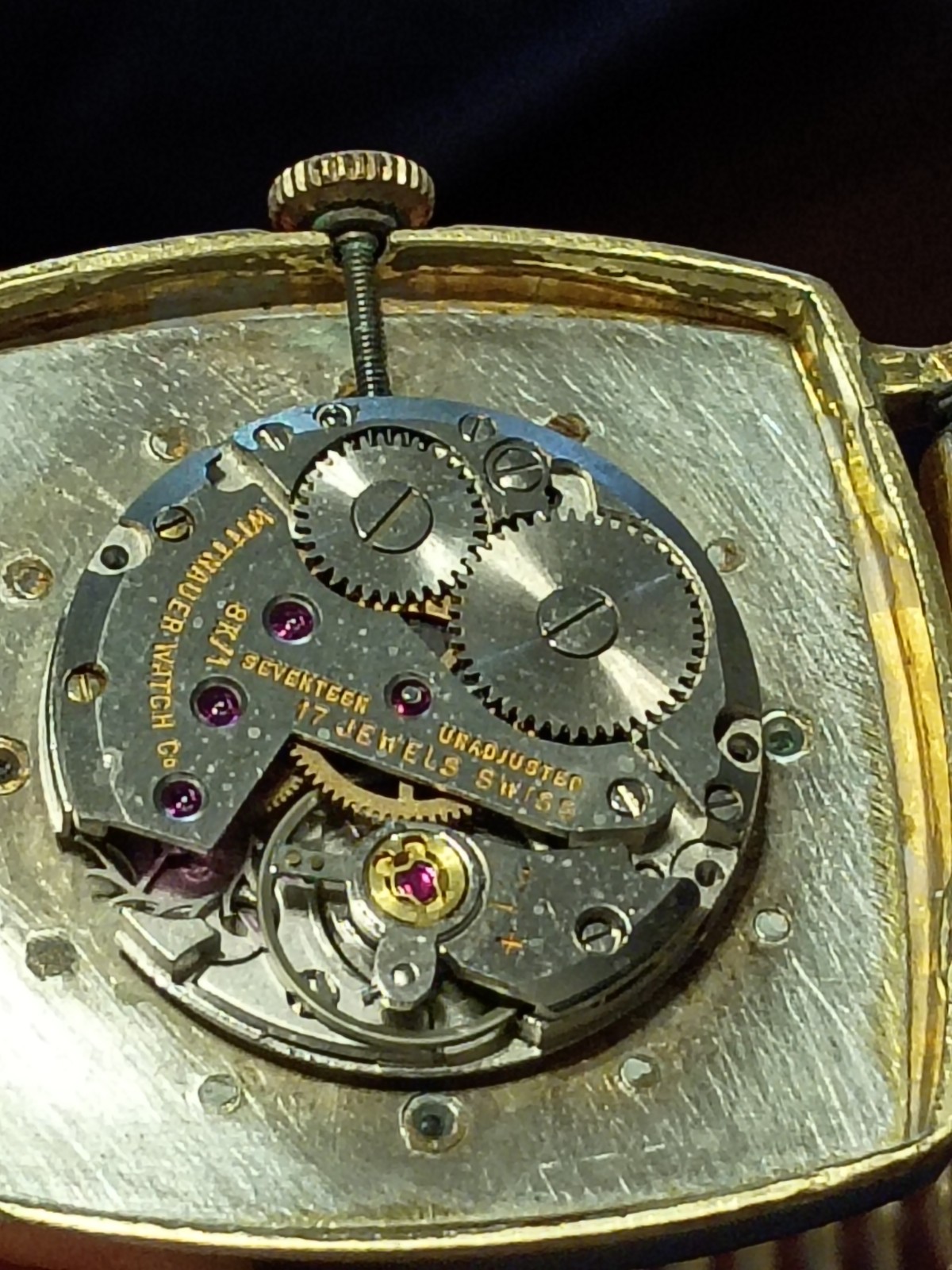 Wittnauer 17 Jewels Manual Wind Square Gold Tone Watch Diamond Markers 1960s