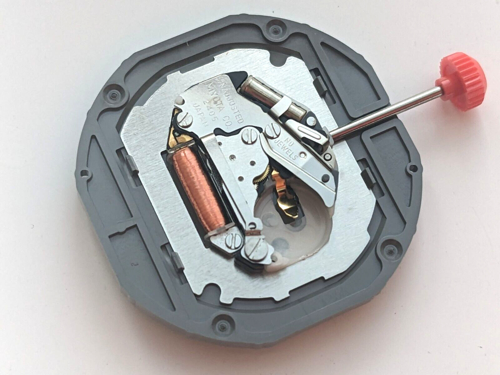 Original Miyota 2405, 13 1/2 Ligne, 3 Hands, Date at 3, Japan Quartz Movement
