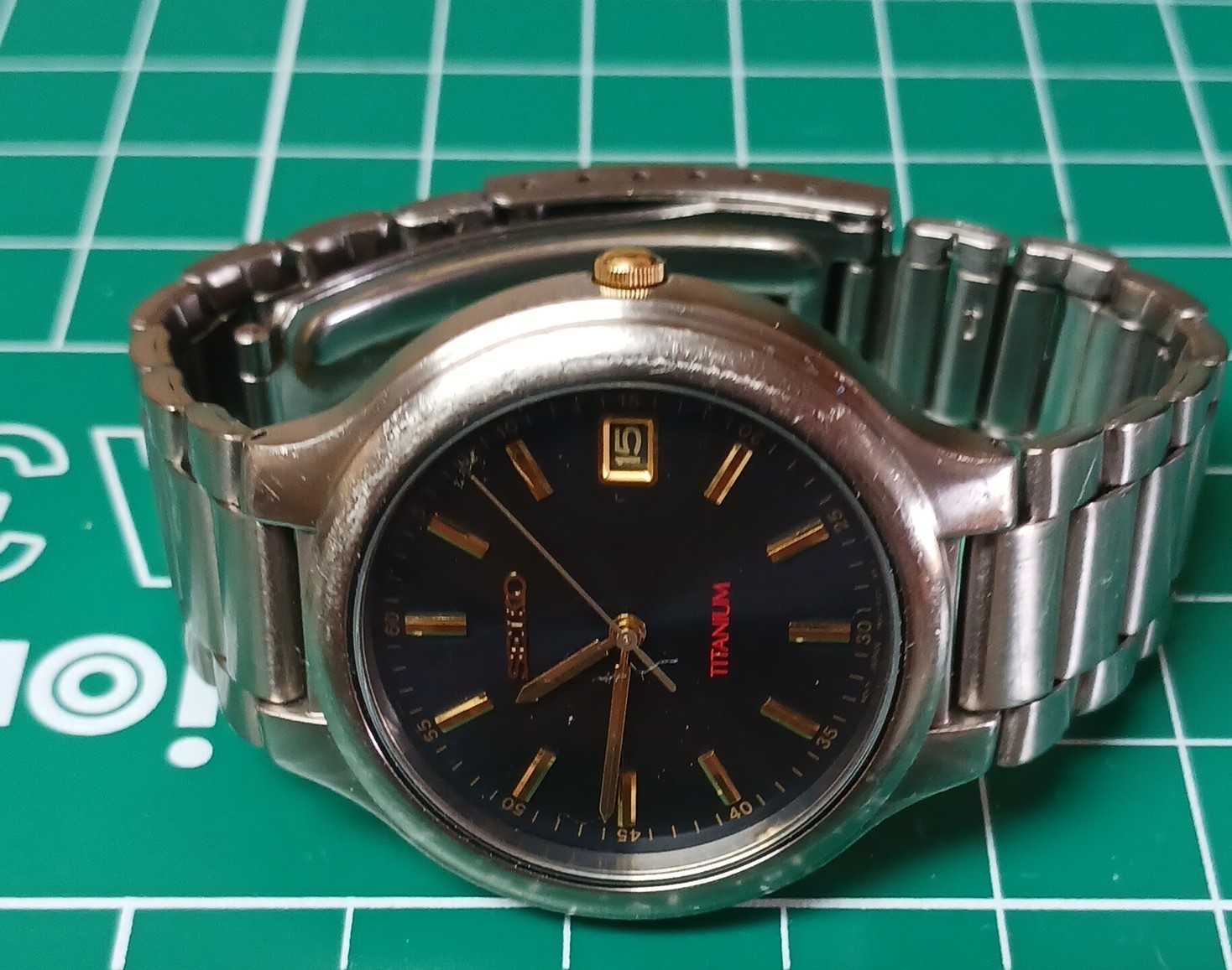 vintage Seiko Titanium quartz watch blue dial with gold hands & markers