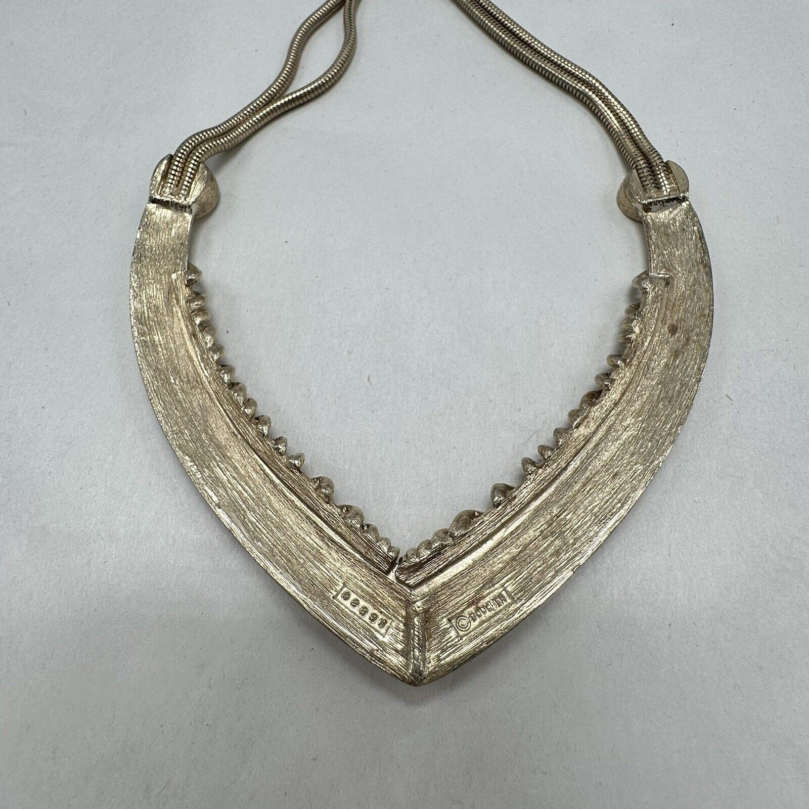 Vintage Boucher Choker Style Necklace Brutalist White Enamel Gold Tone FLAWED