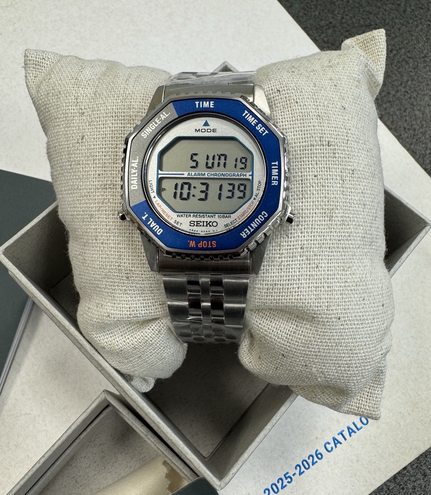Seiko Rotocall Quartz Chronograph Digital Dial Men’s Watch SMGG21 Brand New