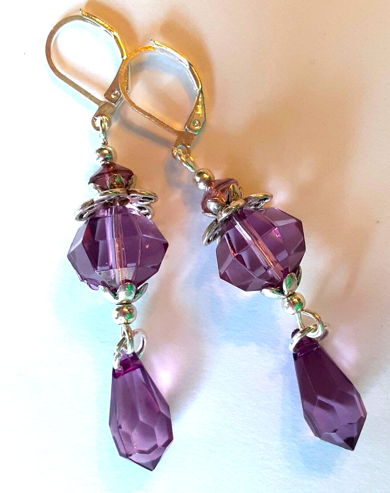 PLUM ACRYLIC CRYSTAL lightweight DANGLE earrings SP LEVER BACK artisan XX