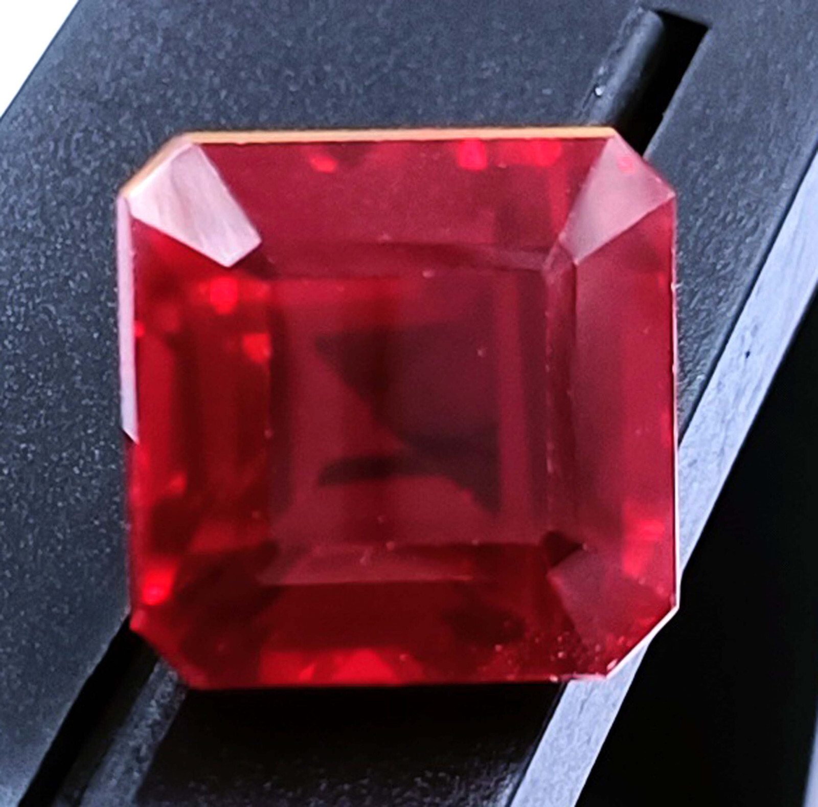 Gorgeous 15 Ct Natural Red Ruby EGL Certified Emerald Cut Loose Gemstone MND