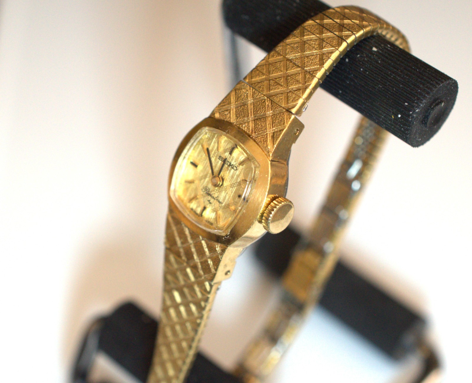 SEIKO RAINBOW Ladies 18k GOld Plated – Mechanical – 11-3370 – NOV 1973
