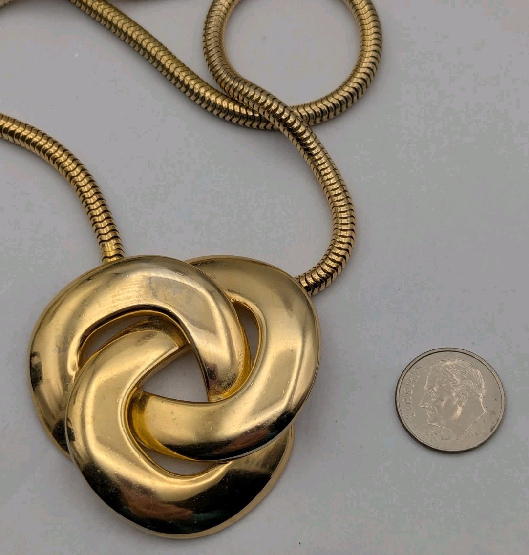 Vintage 1972 Grosse Germany Necklace Modern Statement Gold Tone 18.5 In