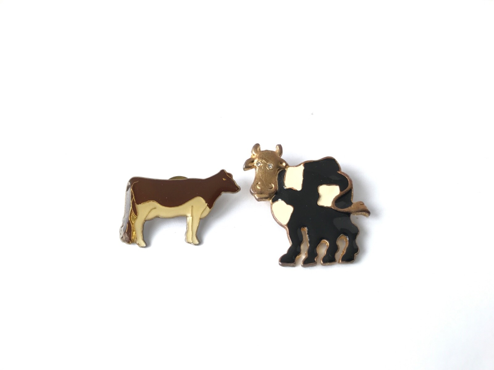 Vintage Enamel Cow Pin Tack Pin Brown Black White Rhinestone Eyes