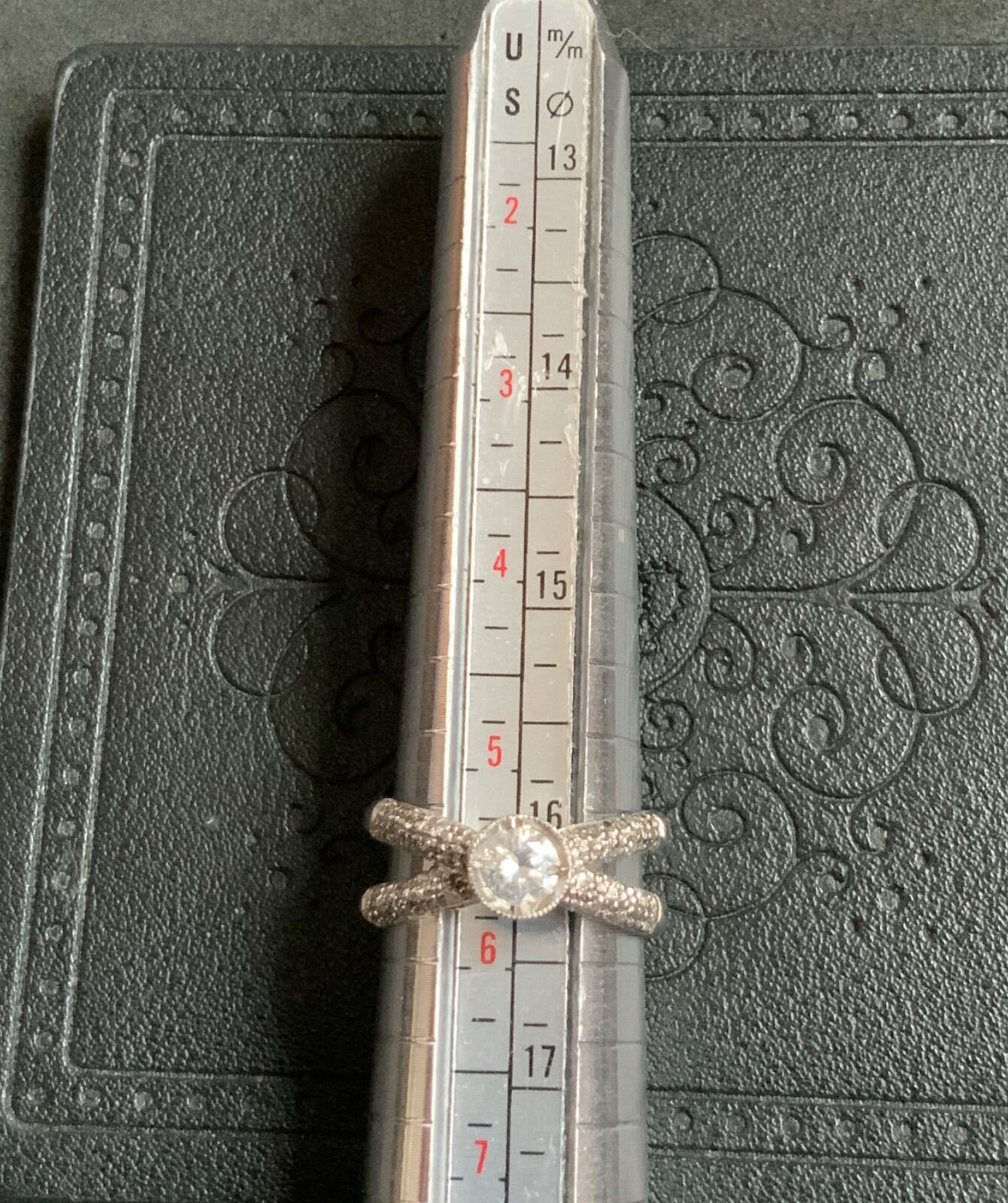 LADIES NATURAL DIAMOND RING 0.62 Carat US SIZE Approx. 5 3/4