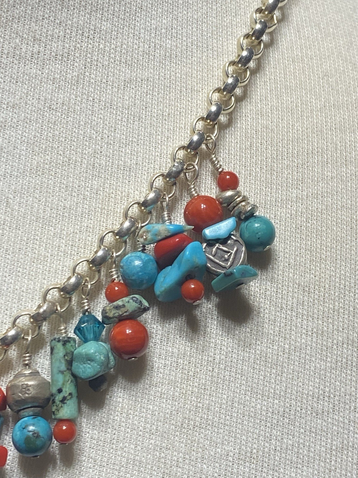 VINTAGE SOUTHWEST TURQUOISE & RED CORAL STERLING SILVER FEATHER CHARM NECKLACE