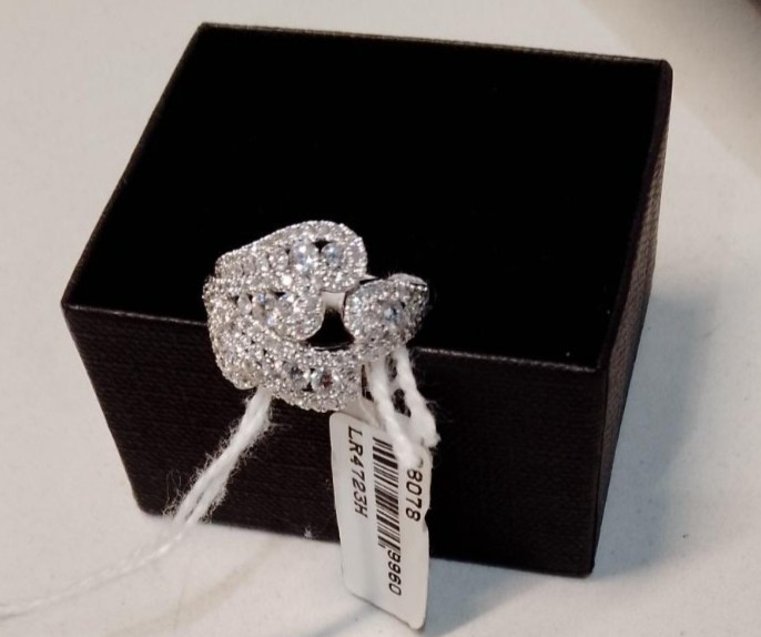 18k White Gold Diamond Ring. TDW 1.58ct. Claster Dress ring. M size. New/tag/box